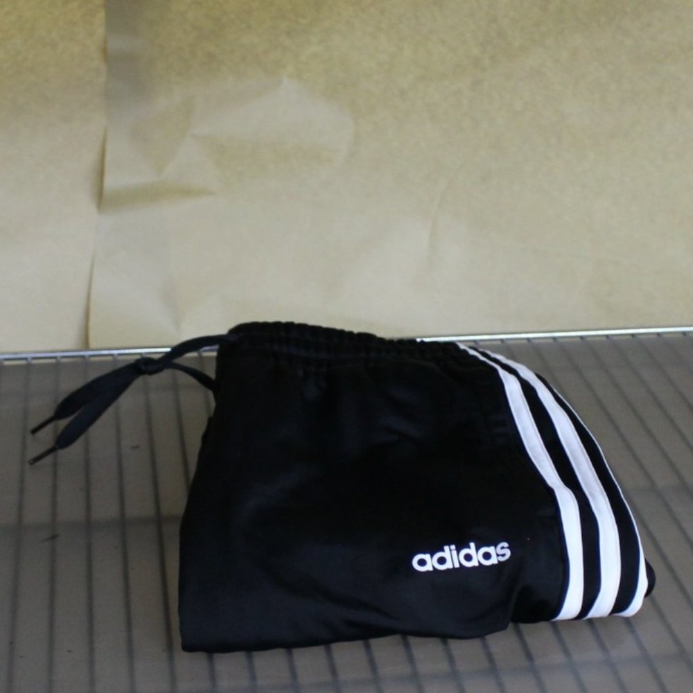 adidas Women's Essentials 3-stripes Tricot Pant, Black/White, Small…